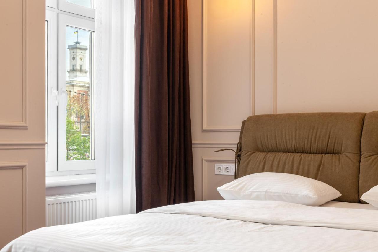 Apartment 39 Svobody Avenue Lviv Luaran gambar