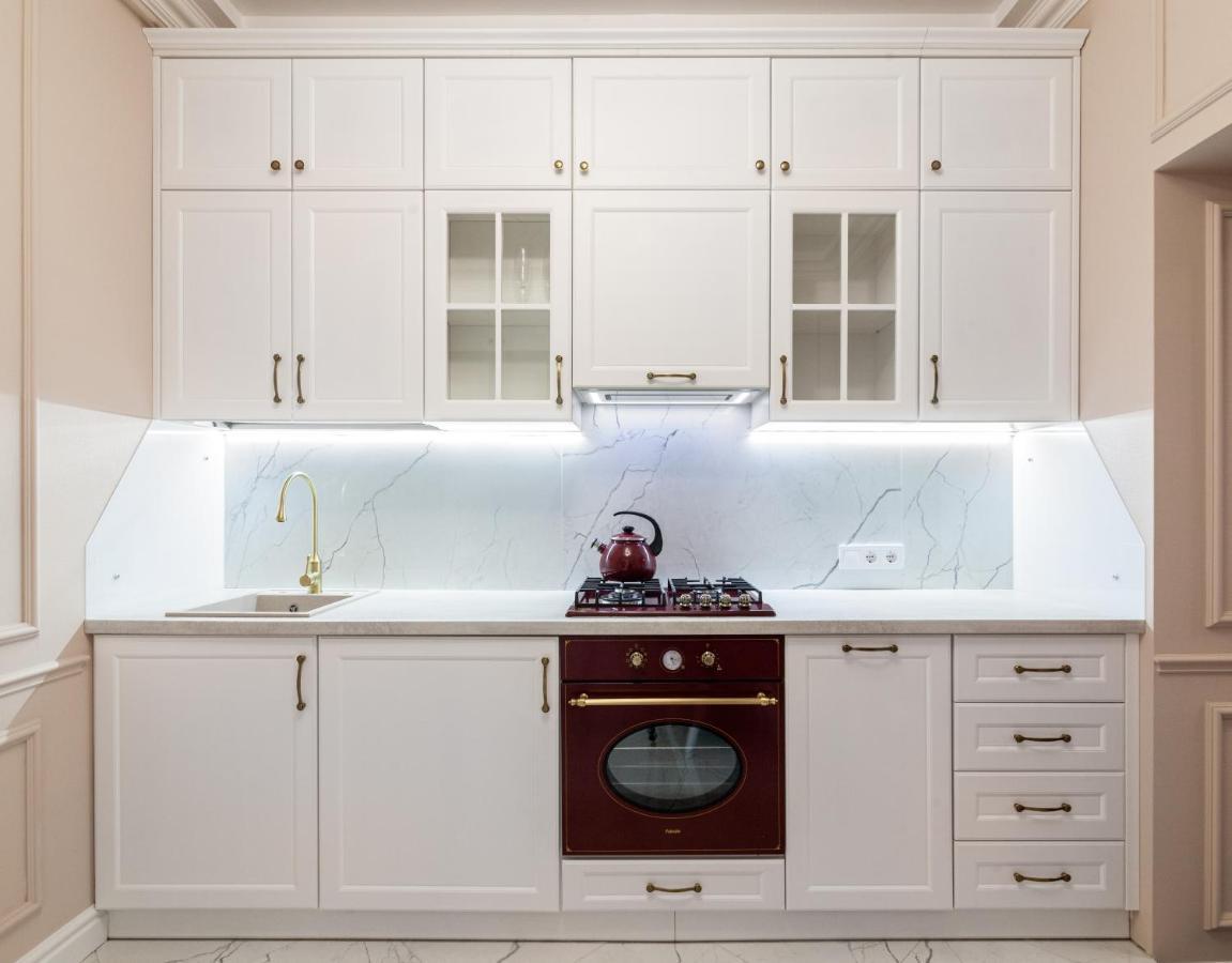Apartment 39 Svobody Avenue Lviv Luaran gambar