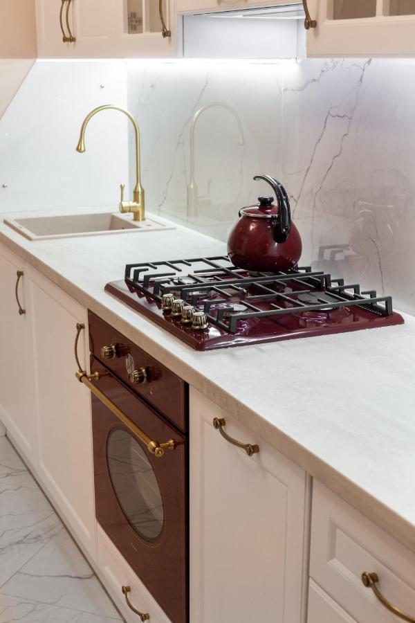 Apartment 39 Svobody Avenue Lviv Luaran gambar